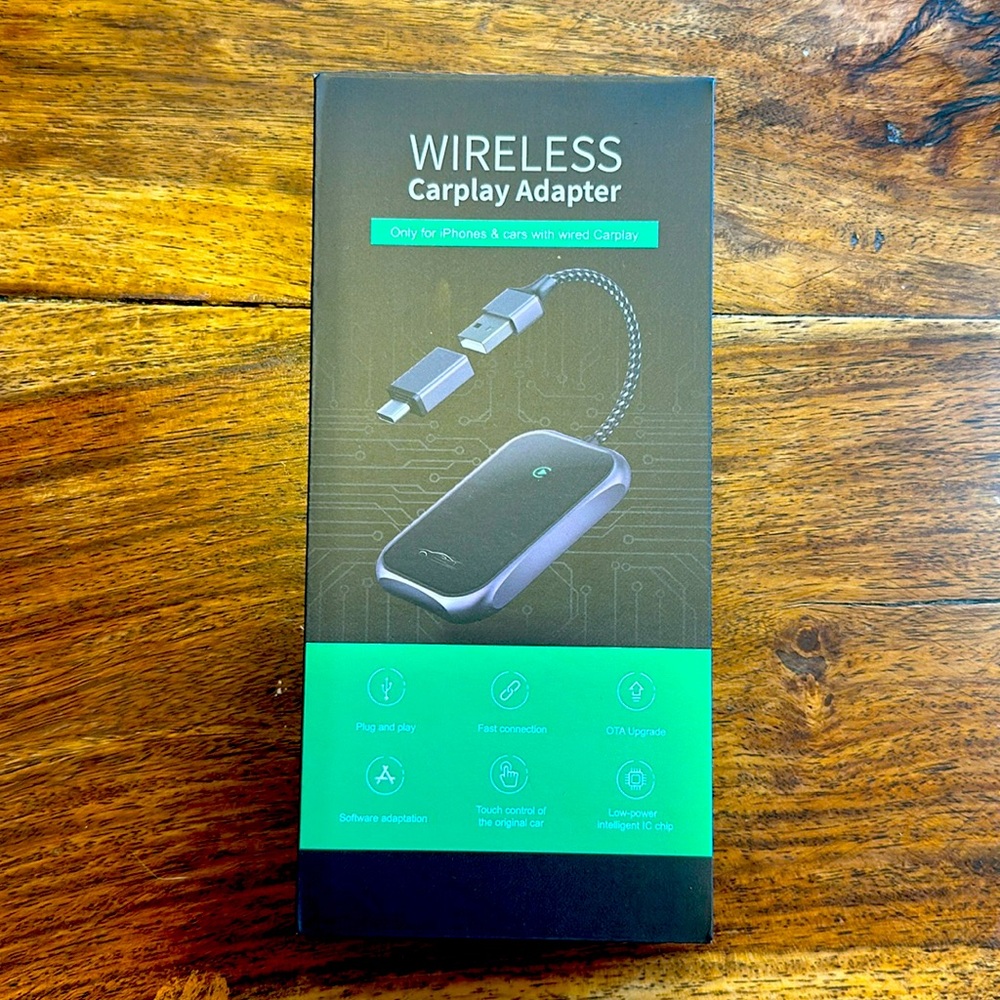 NIB Wireless Carplay Adapter